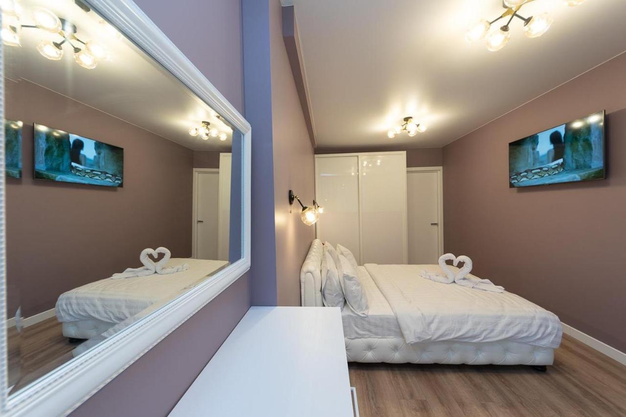 New Modern Apartments. Metro Minskaya Kiev Ngoại thất bức ảnh